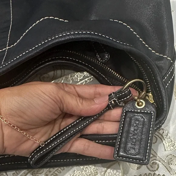 Coach Black Leather Hobo Bag with Gold Hardware - Picture 5 of 6